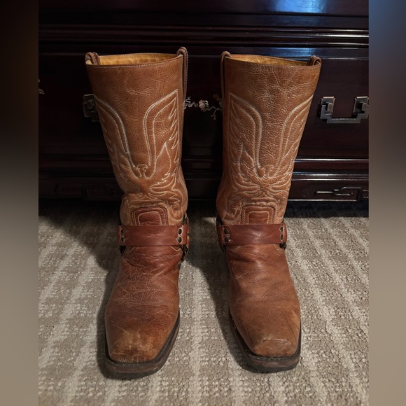 Frye vintage harness stitched eagle boot size 9 - Picture 2 of 3